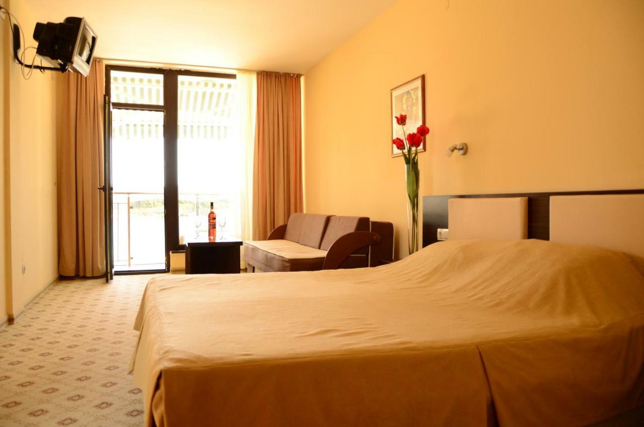 Family Hotel Teos Naousa Dış mekan fotoğraf
